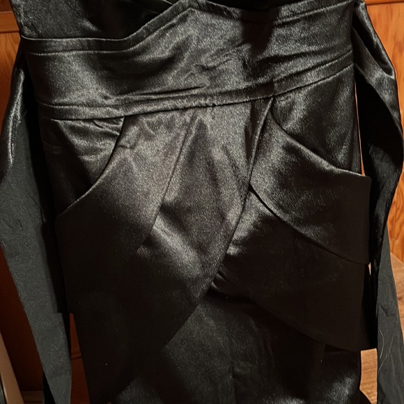 LBD - Picture 2 of 6